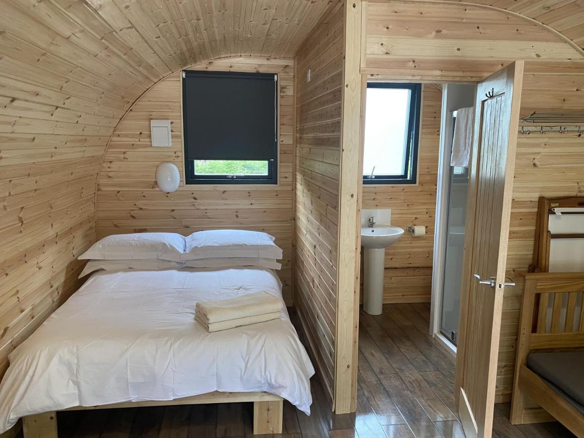 Disney Pod 7 Pet Free Villa Neath Eksteriør billede